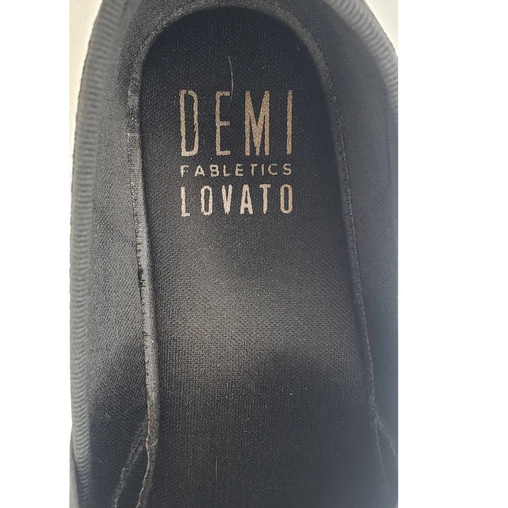 Fabletics Demi Lovato Knockout Metallic Platform Slip On Sneakers Shoes 8.5